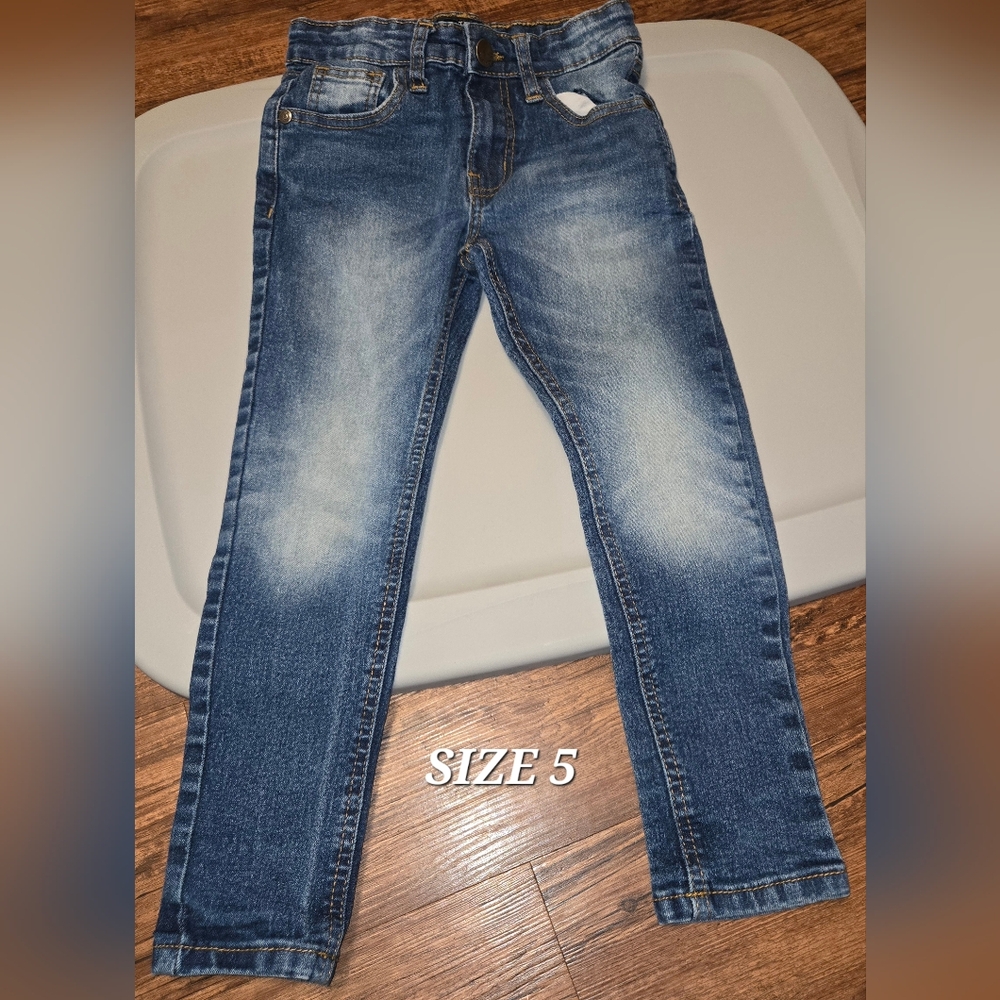 BOYS CLOTHES - Picture 2 of 16
